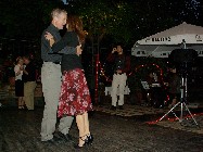 Sommernachtstango im Grauen Hof